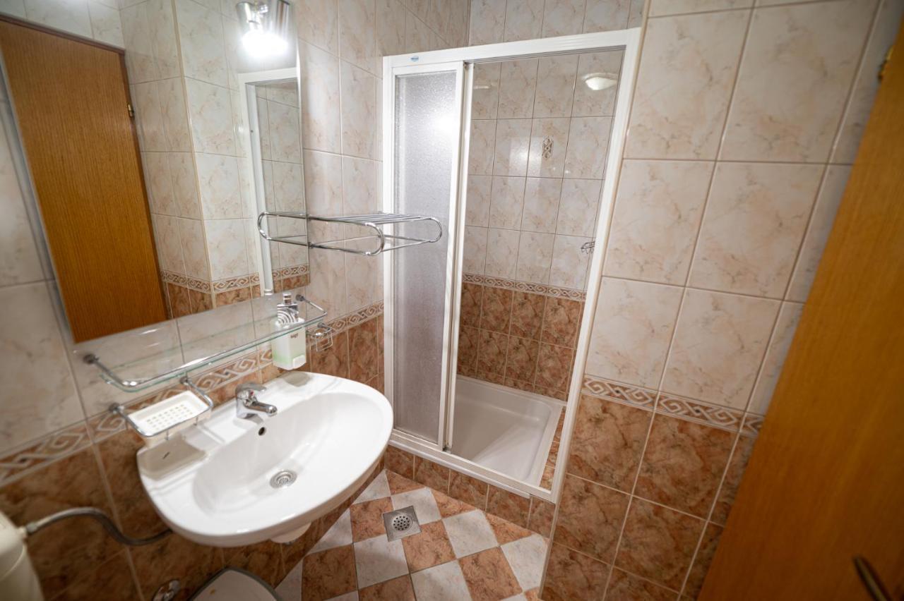 Apartmani Marin No1. Vodice Buitenkant foto